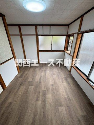 【洋室】 | 北条4丁目貸家