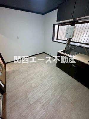  | 北条4丁目貸家