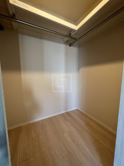 【収納】 | Quintet NAMBA | レジュールアッシュNAMBA　クローゼット