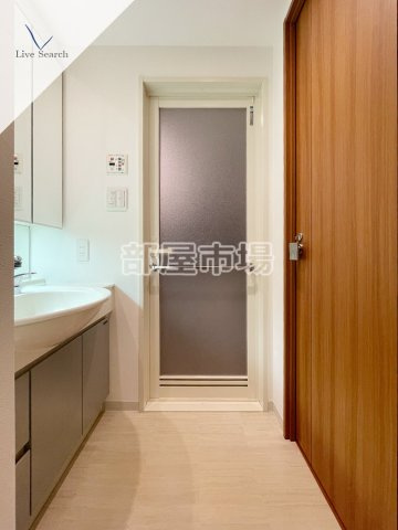 ヴェルディーク浅草の洗面所