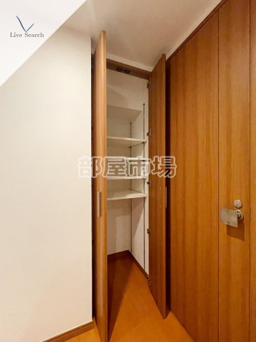 ヴェルディーク浅草の洗面所|収納