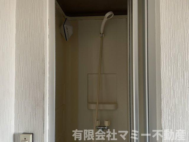 【シャワールーム】 | 楠町南川店舗事務所N 2階3階 | 2階　シャワールーム