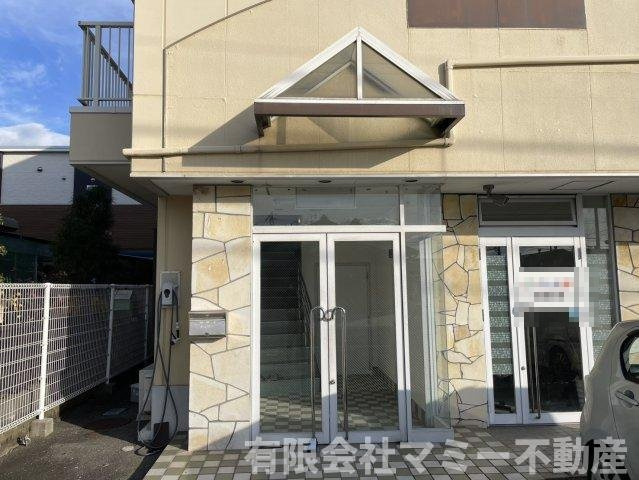 【エントランス】 | 楠町南川店舗事務所N 2階3階