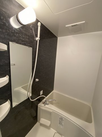 【浴室】 | グランディス上馬