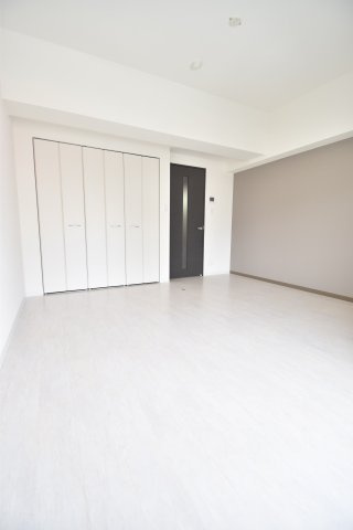 大阪市城東区今福西１丁目の賃貸マンションの寝室