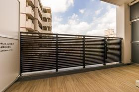 ライトテラス浅草のバルコニー