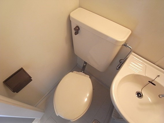 レオパレス上筒井のトイレ