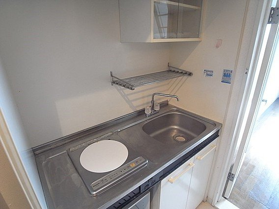レオパレス上筒井のキッチン