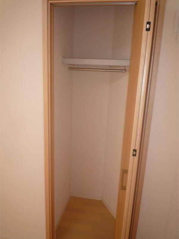 あおばトラスト中落合のその他|クローゼット収納設備