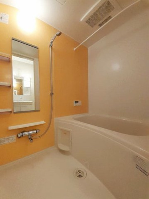 【浴室】 | オブリガード | コンパクトで使いやすいお風呂です