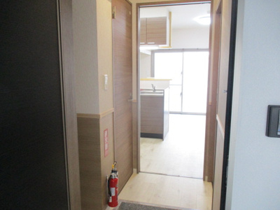 【玄関】 | 安里駅前.BLDG.