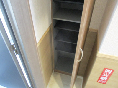 【玄関】 | 安里駅前.BLDG.