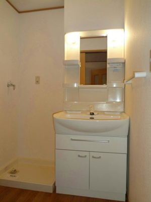【洗面所】 | エクセレントレフト | 広い洗面スペース