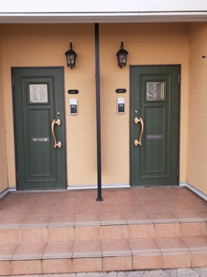 【エントランス】 | ヴィヴィアン・ベルＡ | 建物の内部です