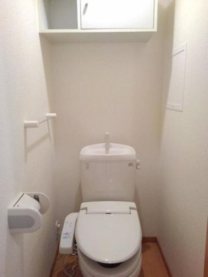 【トイレ】 | ヴィヴィアン・ベルＡ | シンプルで使いやすいトイレです