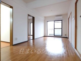 ＳＹビルの居間・リビング|エアコン付き