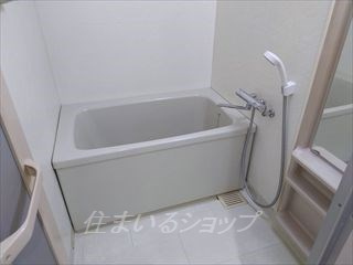 広島市安佐北区口田３丁目の賃貸マンションの浴室|サーモ付きシャワー水栓