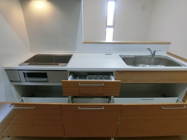 新潟市西区寺尾上6丁目　A棟のキッチン