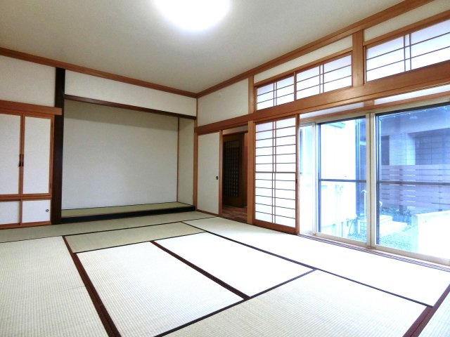 新潟市西区浦山4丁目の和室|1F