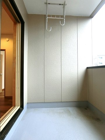 新潟市西区浦山4丁目のバルコニー