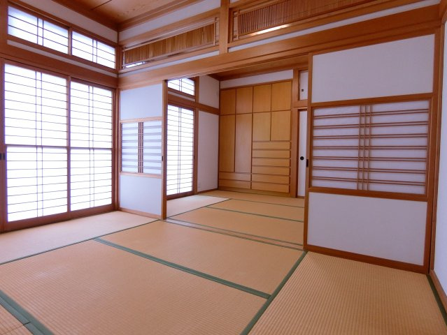 新潟市東区河渡3丁目の和室