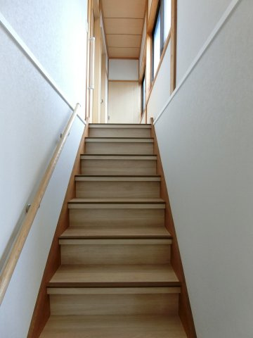 新潟市東区河渡3丁目の洋室