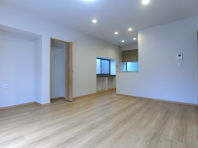 新潟市東区河渡3丁目の居間・リビング