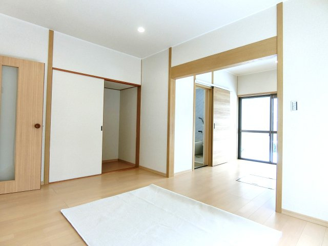 新潟市西区鳥原の居間・リビング