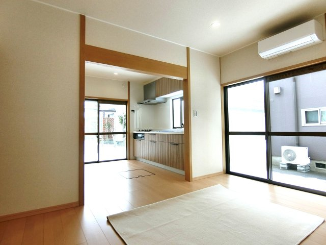 新潟市西区鳥原の居間・リビング