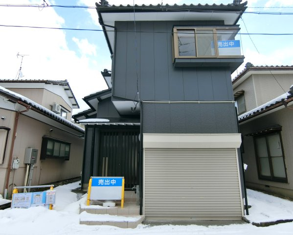 新潟市西区鳥原新田　中古戸建