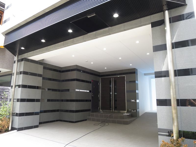 XEBEC東日暮里Ⅱのエントランス