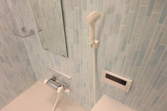 【シャワールーム】