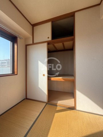 クリスタルパーク山坂の収納|クリスタルパーク山坂　　押入