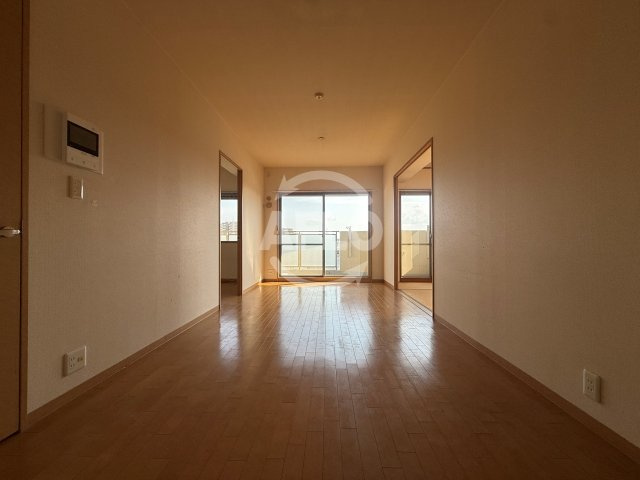 クリスタルパーク山坂の居間・リビング|クリスタルパーク山坂　　リビング