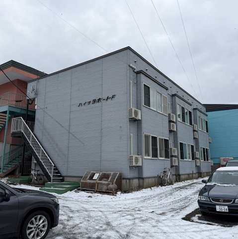 学）ハイツラポートＦ