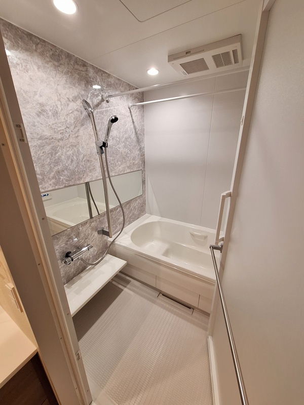 ジュモー大宮の浴室