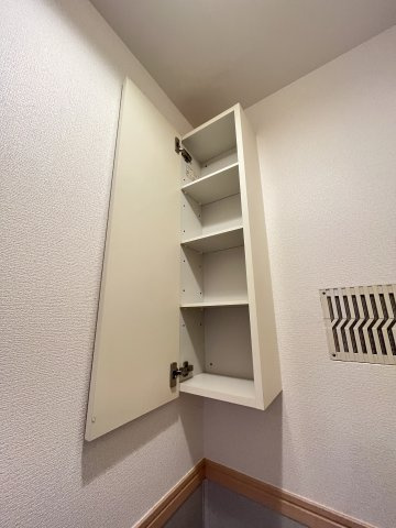 グリーンスクエアB棟の収納