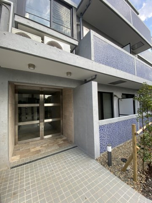 【エントランス】 | グランディス上馬