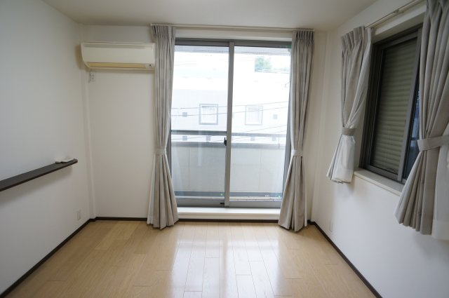 Rent House Honkomagomeの寝室