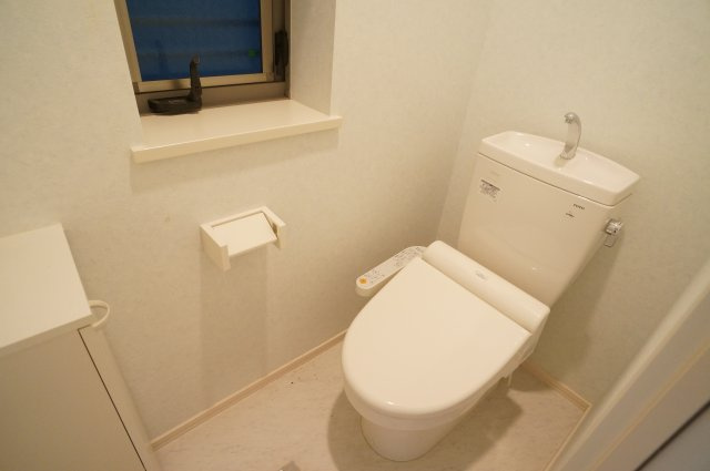 Rent House Honkomagomeのトイレ