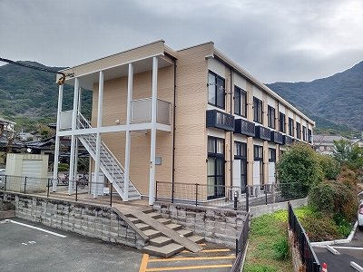 【外観】 | レオパレス上田 | 2024年1月31日　外壁塗装工事完了