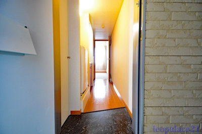 【玄関】 | レオパレス上田 | 落ち着いた玄関です