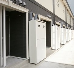 【その他】 | レオネクストグリーンメール富野 | 共用部分は清掃業者が清掃しております。