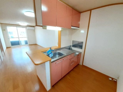 【キッチン】 | クリスマスローズⅢ | きれいなキッチンです