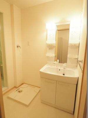 【洗面所】 | グランディールⅠ番館 | 脱衣スペースもあります