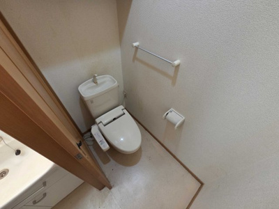 【トイレ】 | サニー・ヴィラ | コンパクトで使いやすいトイレです