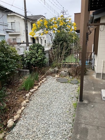 佐須町戸建の庭