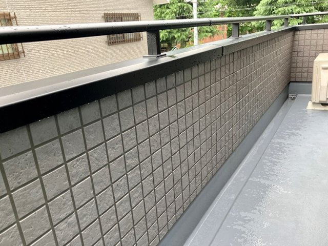 南田中戸建のバルコニー