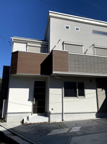 和泉戸建の駐車場