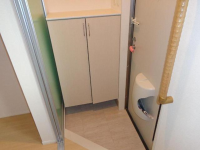 【玄関】 | コンフォート小池原 | 玄関